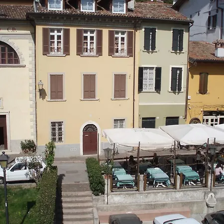 In Piazzetta *